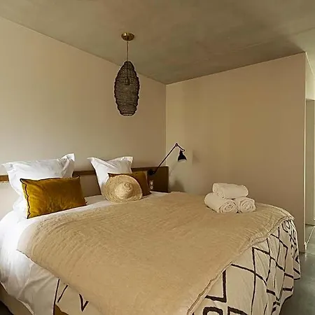 Le 19-21 - Un D'hotel