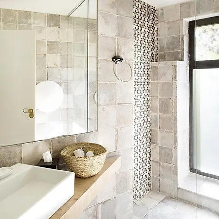 Le 19-21 - Un D'hotel Hotel Leucate