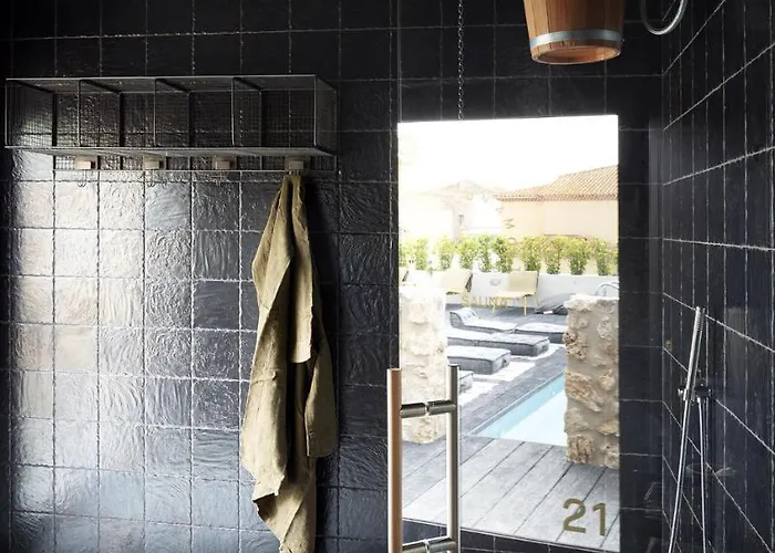 Le 19-21 - Un D'hotel Leucate